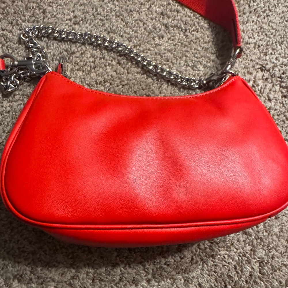 Red Coach Swinger C - Picture 2 of 8